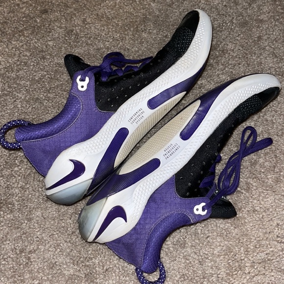 Worn Nike JOYRIDE sneakers - Picture 5 of 5